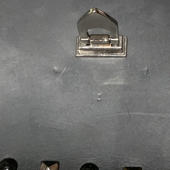 Borse in Pelle Black Studded Matte Leather Crossbody Bag w/Chainstrap - Picture 14 of 15